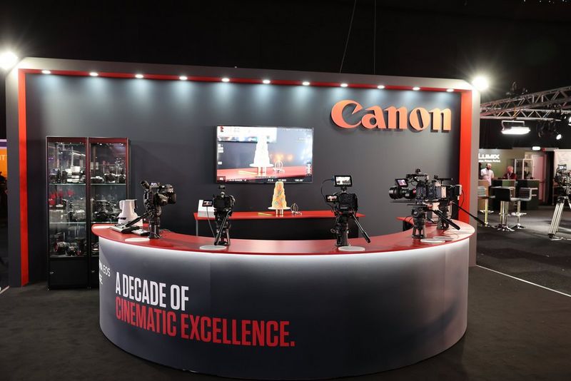 نمایشگاه Canon